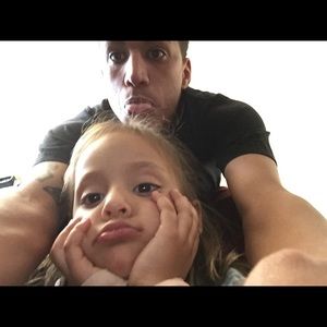 Meet your Posher, Gregory